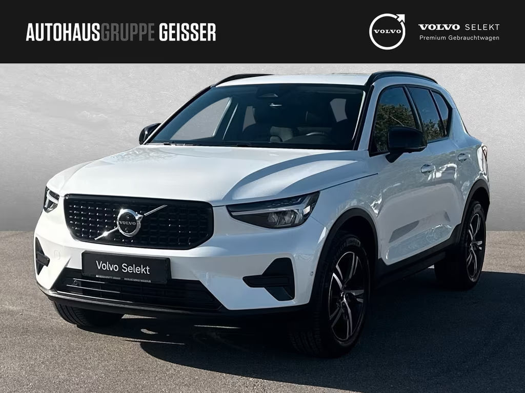 Volvo XC40 Plus Dark