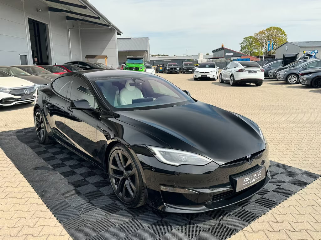 Tesla Model S
