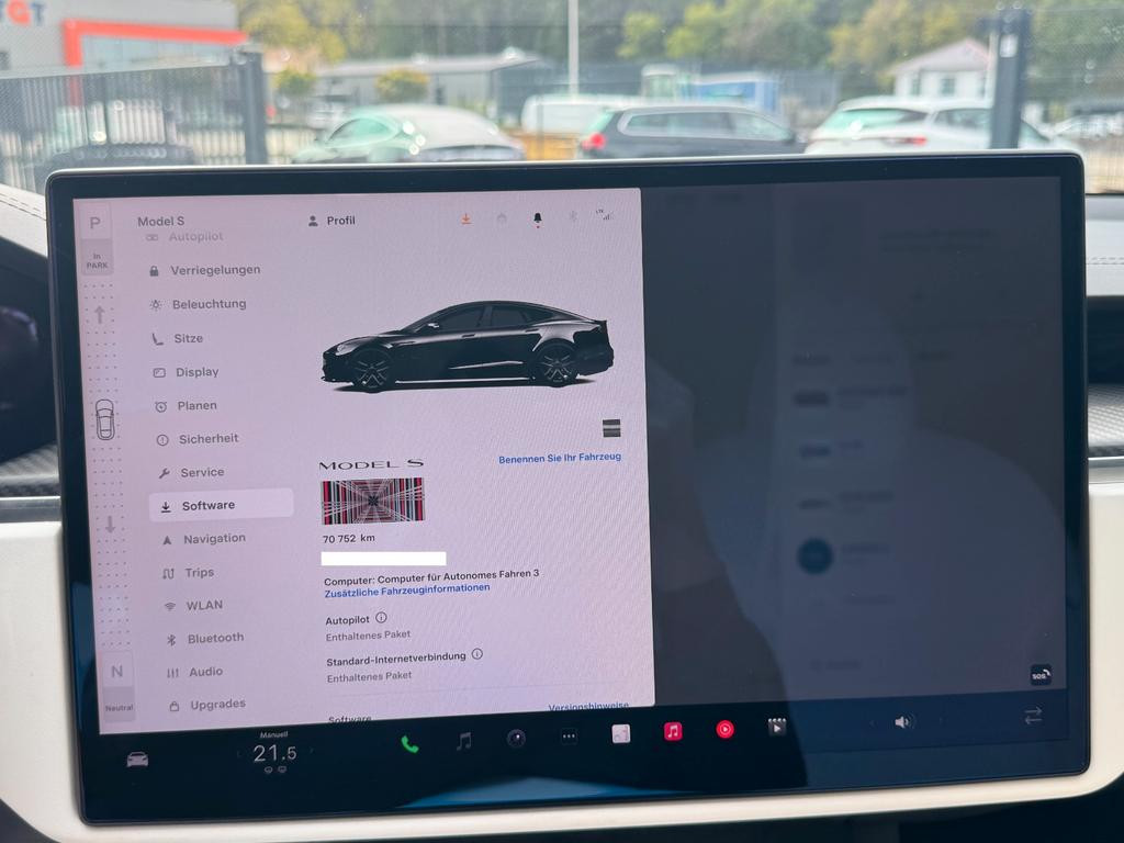 Tesla Model S