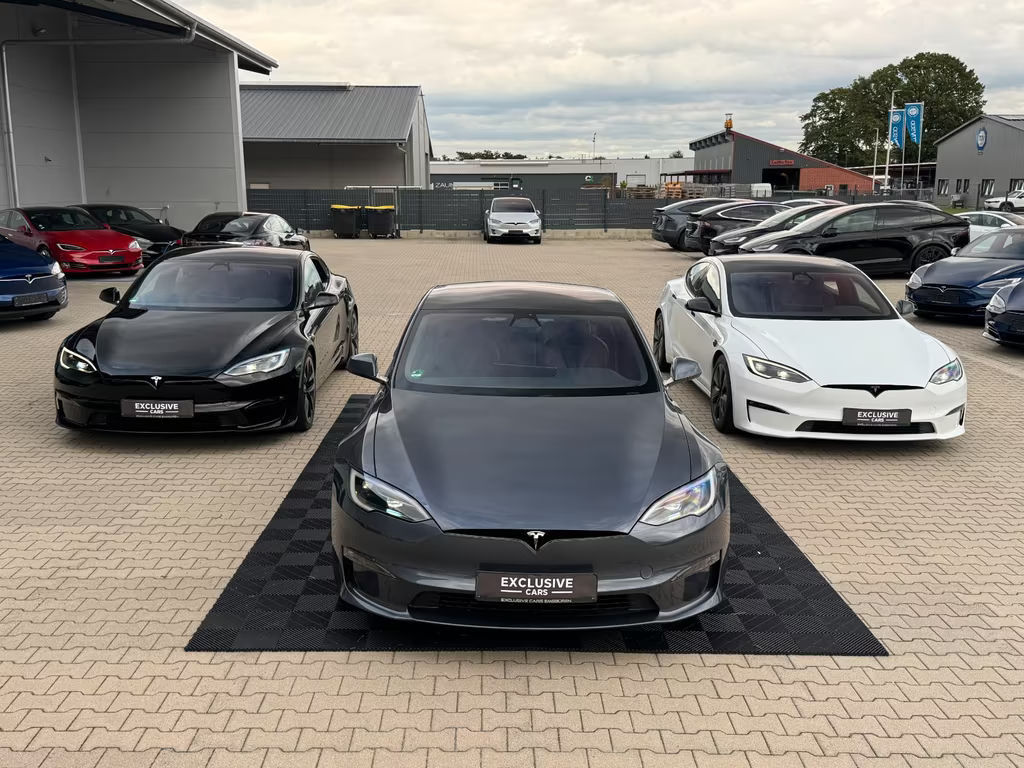 Tesla Model S