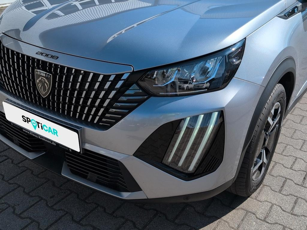 Peugeot e-2008