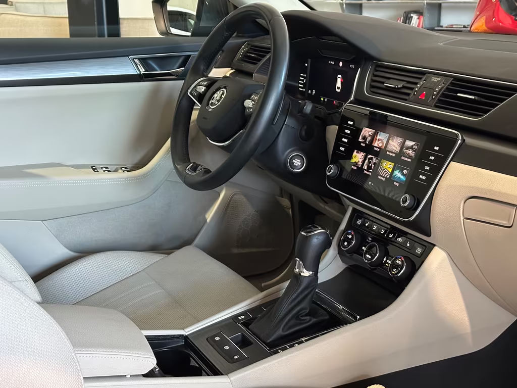 Skoda Superb