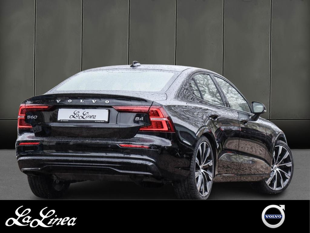 Volvo S60 Plus Dark