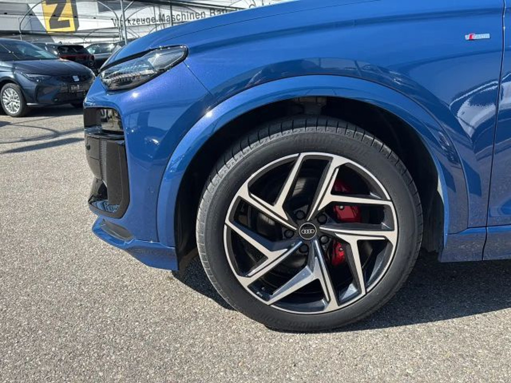 Audi Q6 e-tron