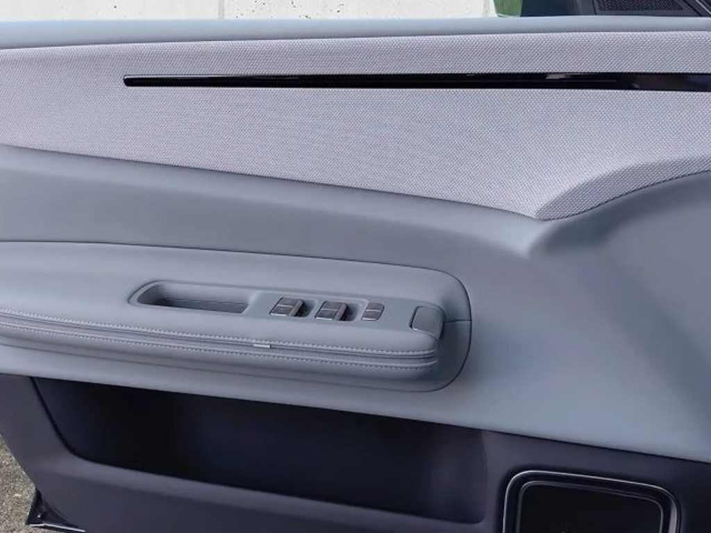Polestar 4
