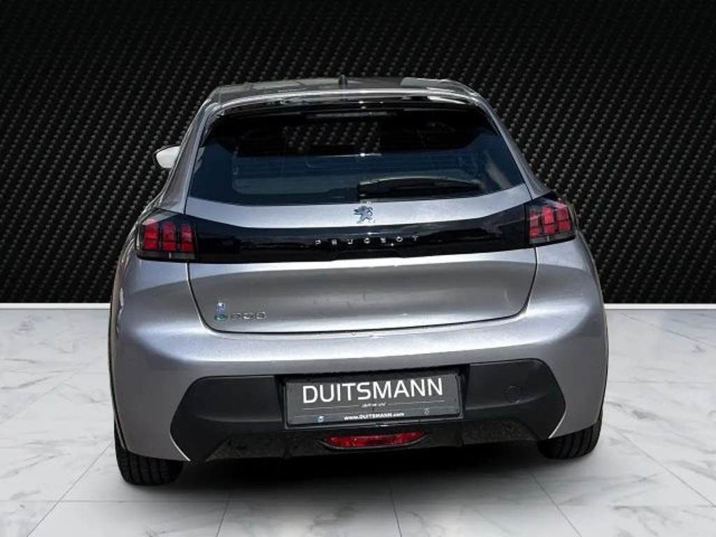 Peugeot e-208