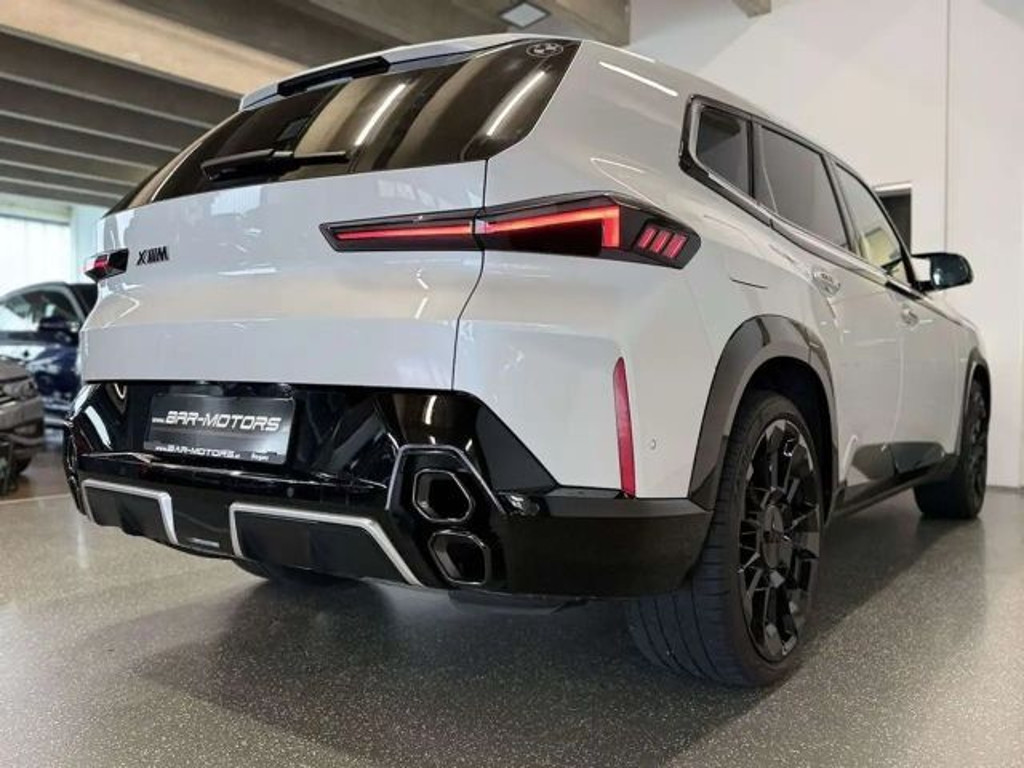 BMW XM