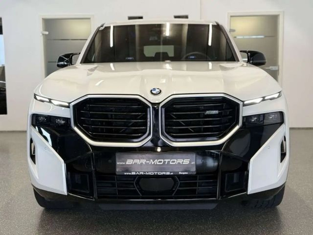 BMW XM