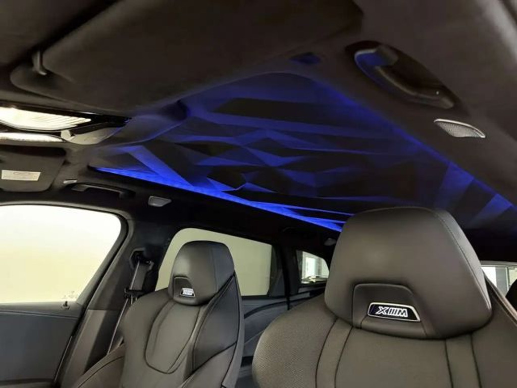 BMW XM