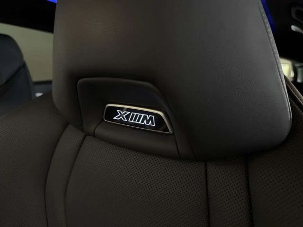 BMW XM