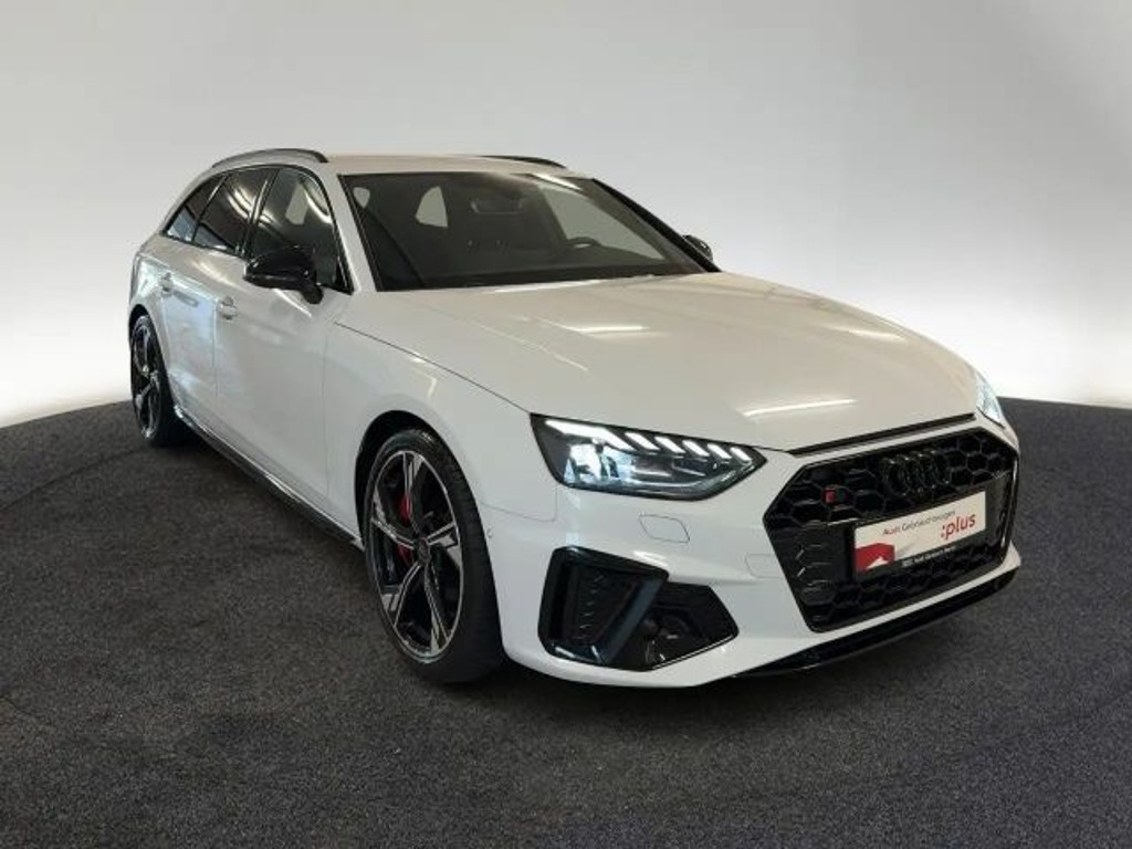 Audi S4