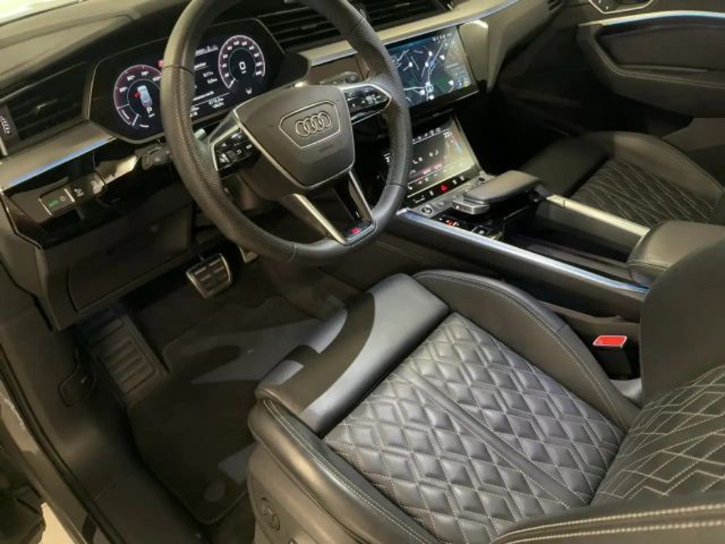 Audi Q8 e-tron