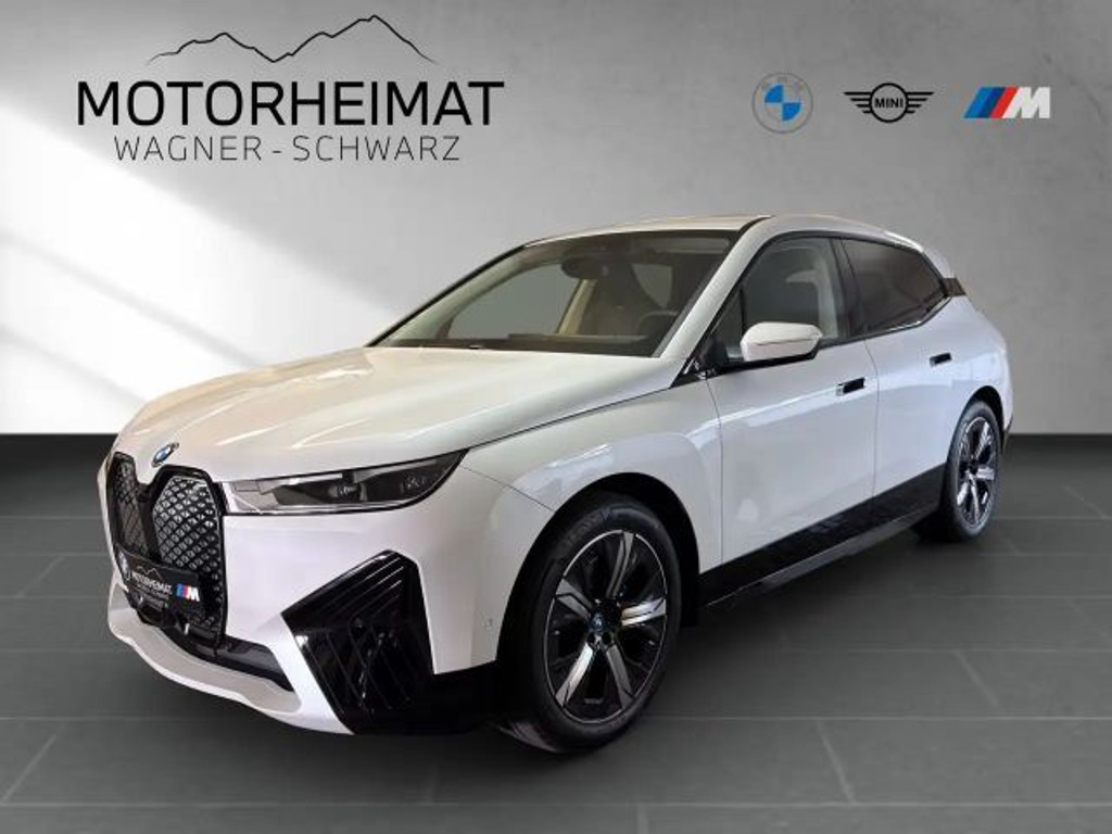 BMW iX xDrive40