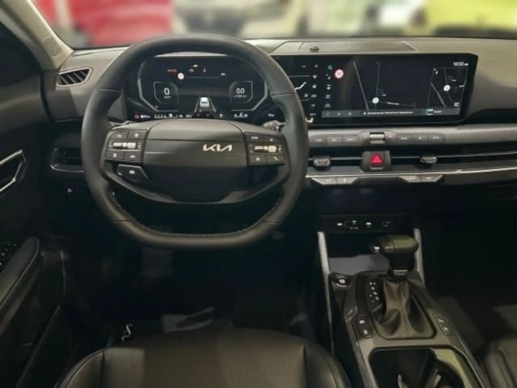 Kia K4
