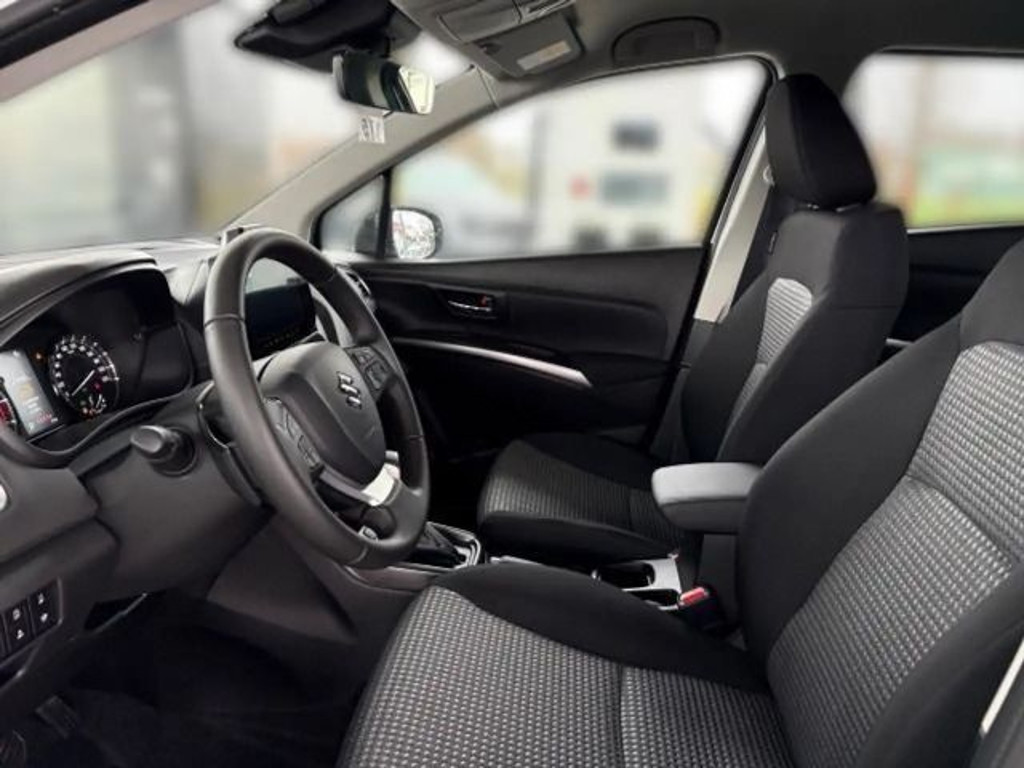 Suzuki S-Cross