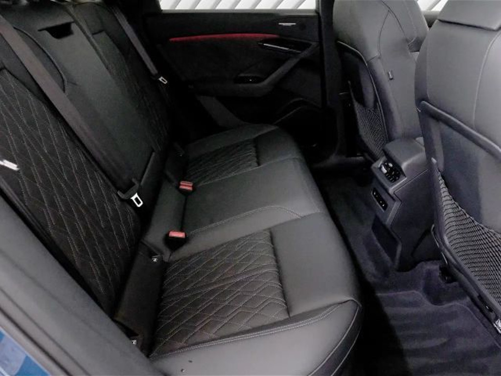 Audi SQ6 e-tron