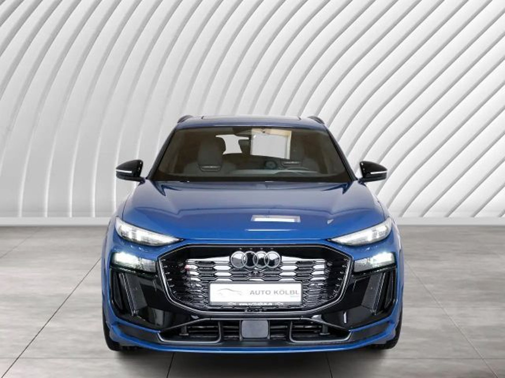 Audi SQ6 e-tron