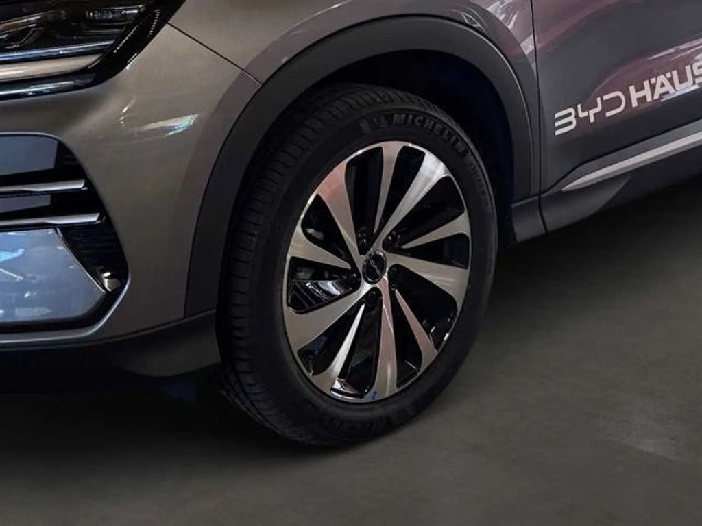 BYD Seal U
