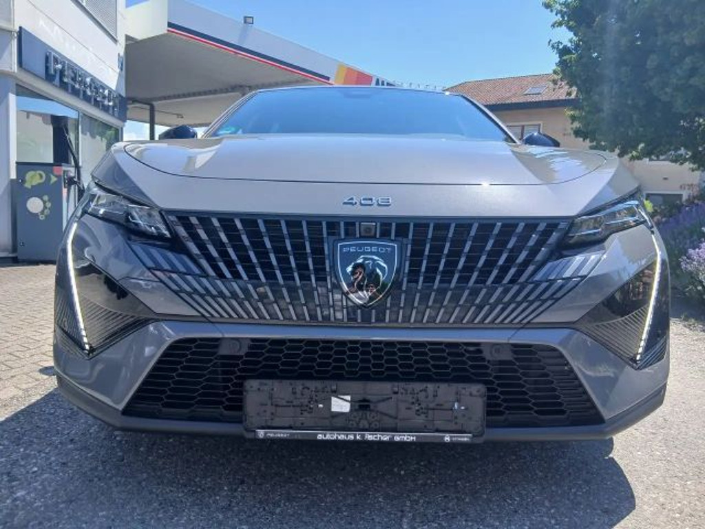 Peugeot 408