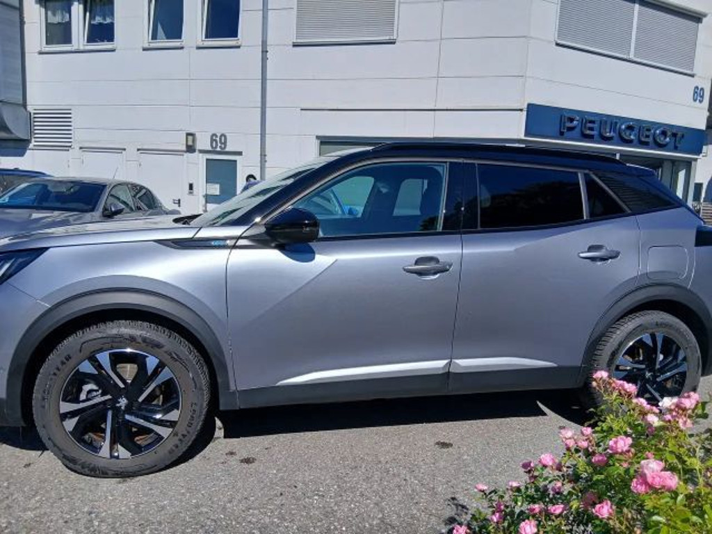 Peugeot e-2008