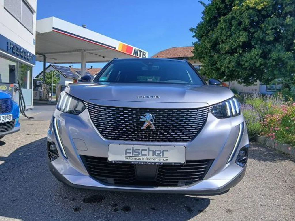 Peugeot e-2008