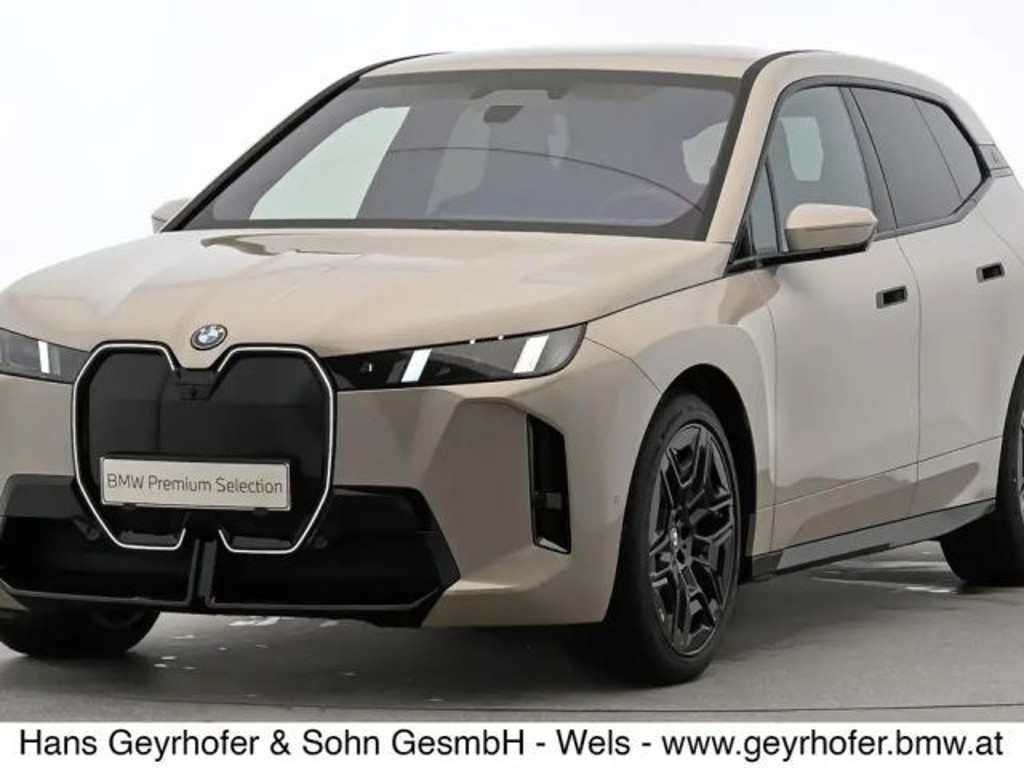 BMW iX xDrive45