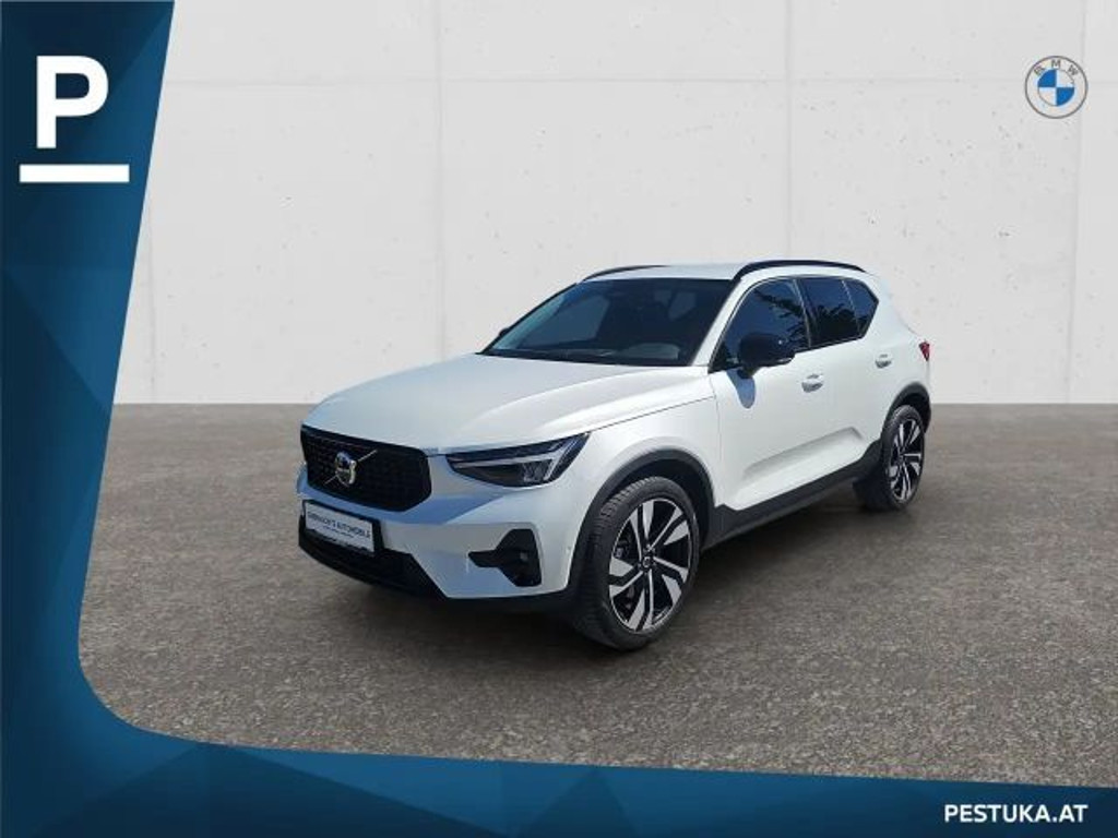 Volvo XC40 AWD Plus Dark