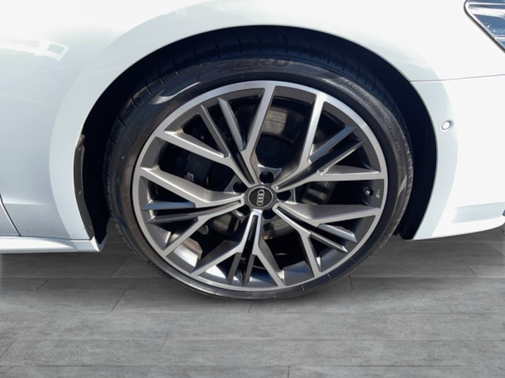 Audi S7