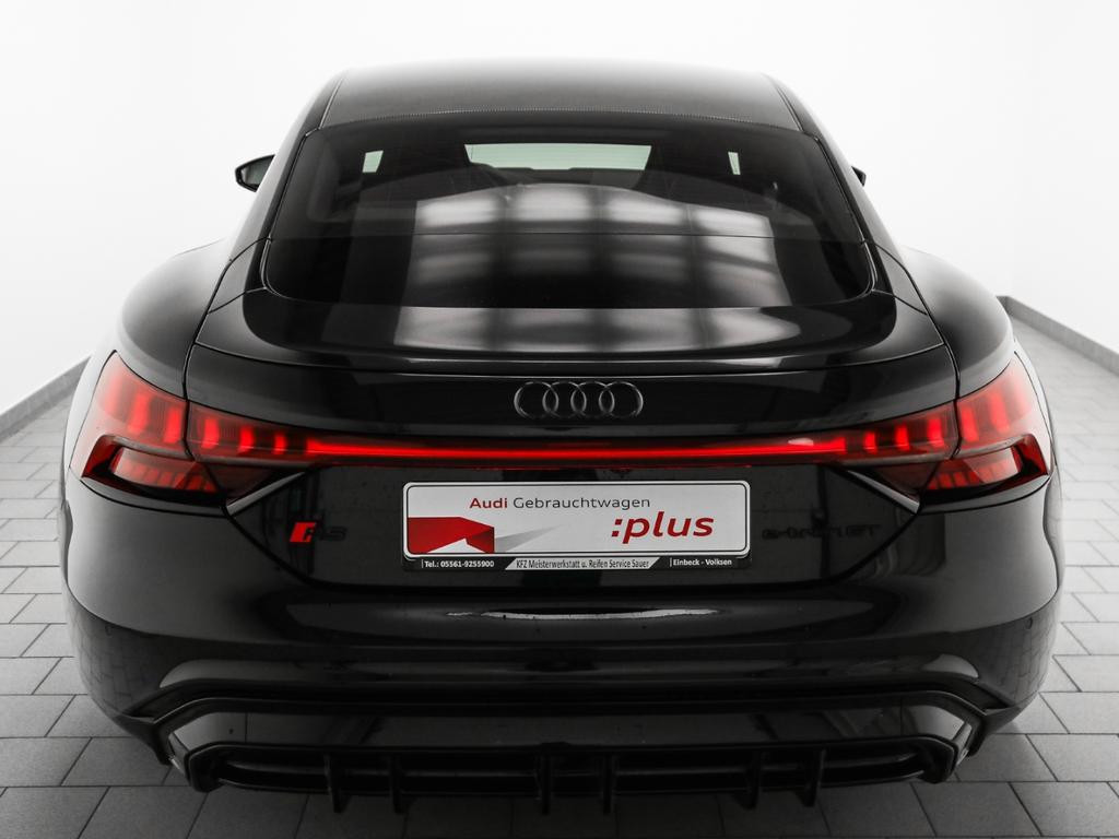 Audi RS e-tron GT