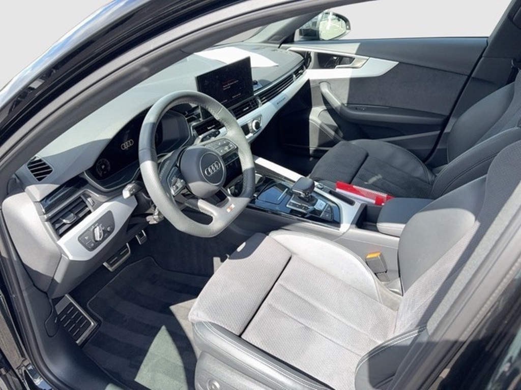 Audi S4