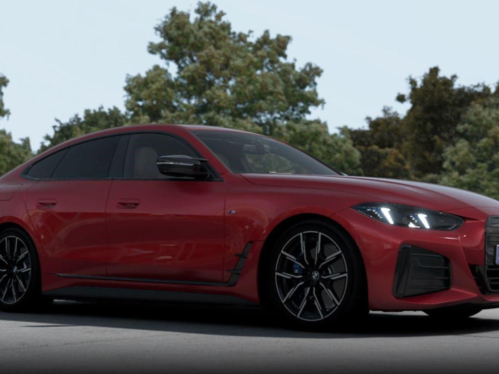BMW i4