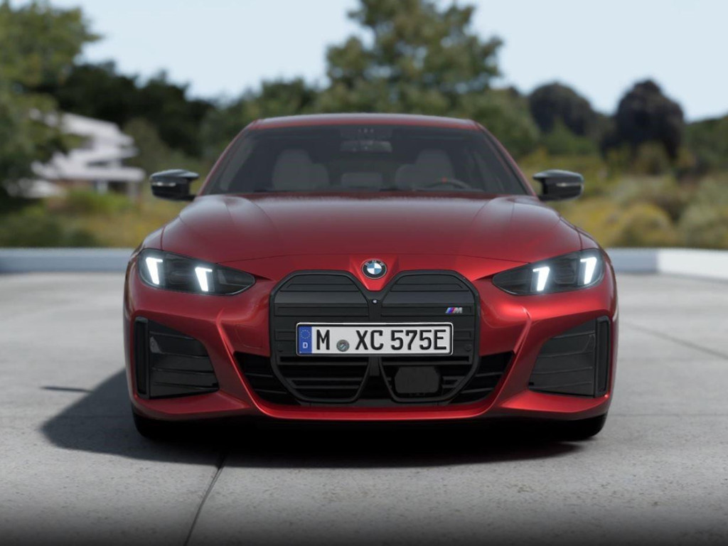BMW i4