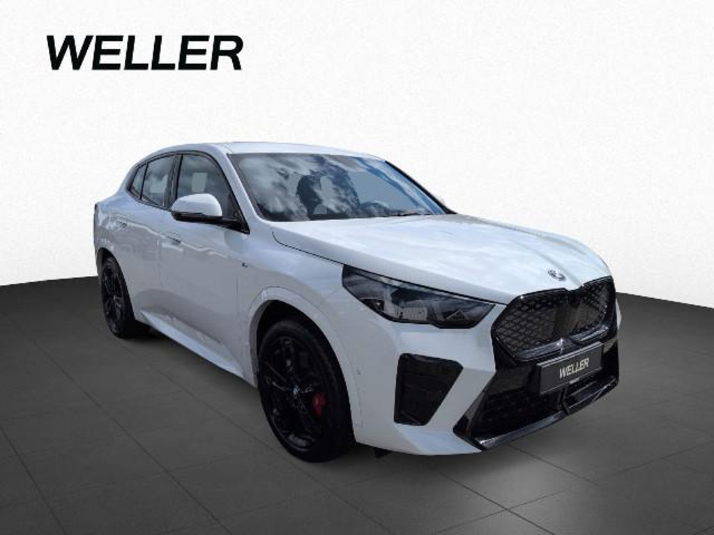 BMW iX2