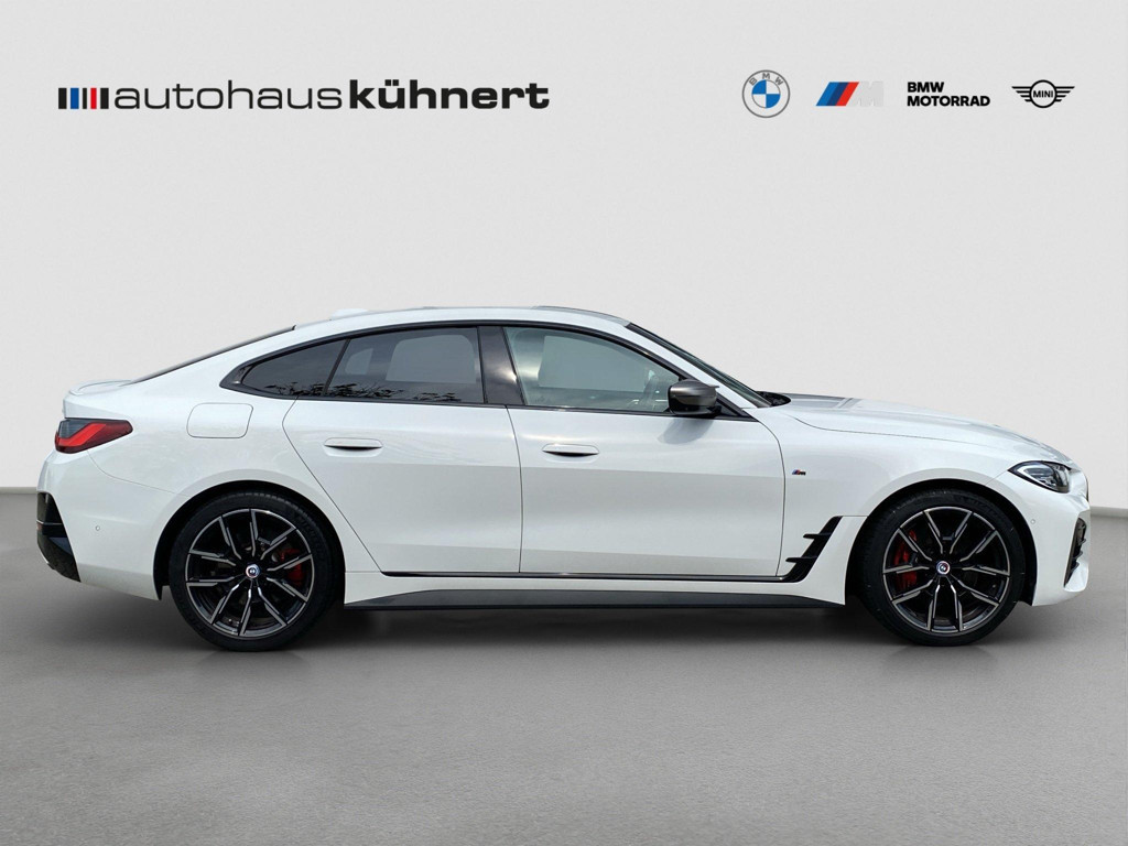 BMW M440