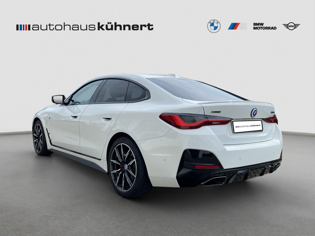 BMW M440