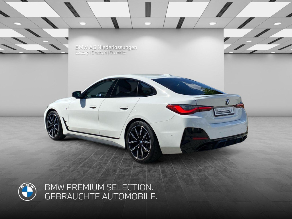 BMW M440
