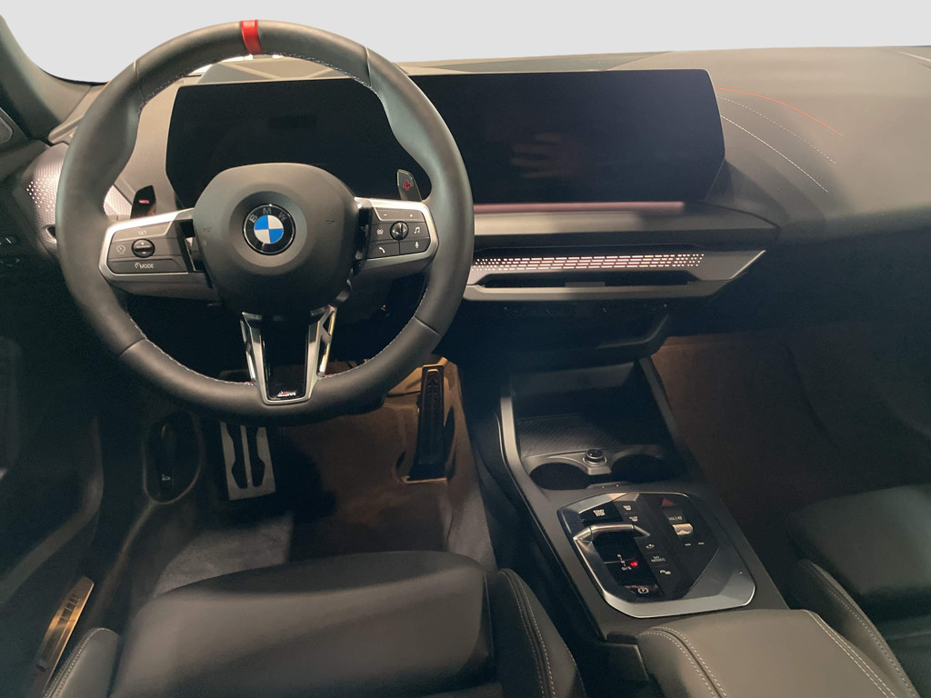 BMW M235