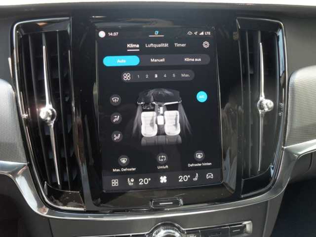 Volvo V90 Cross Country