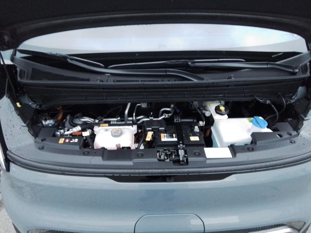 Kia PV5 Passenger