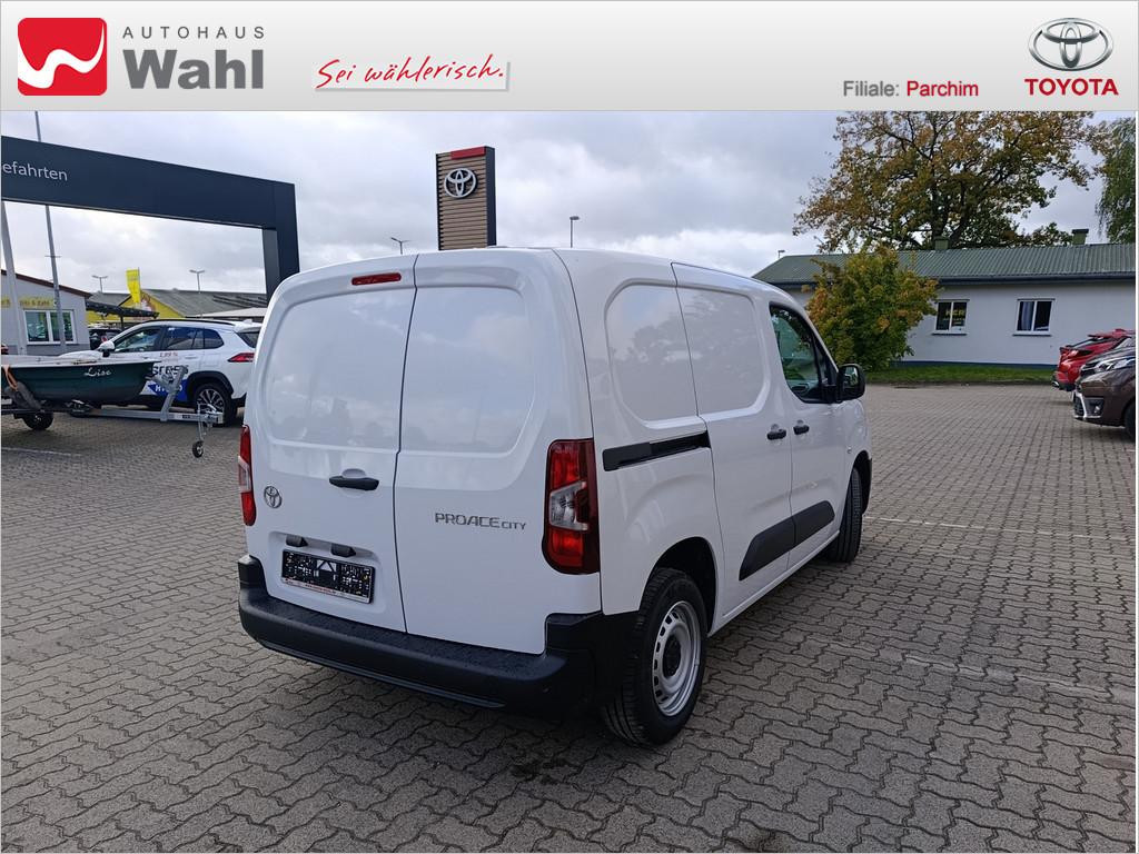 Toyota Proace (Verso)