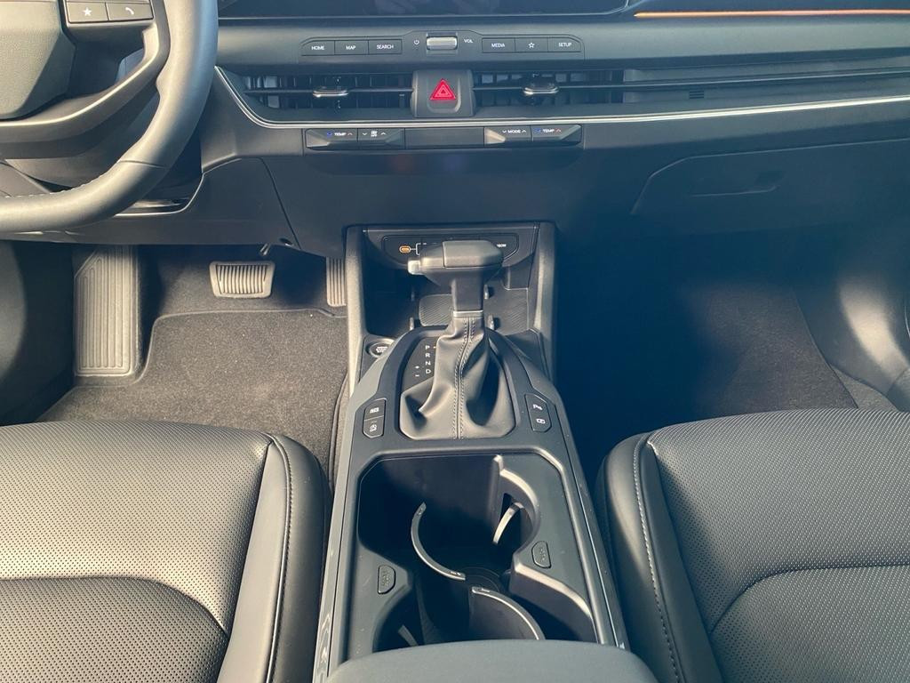Kia K4