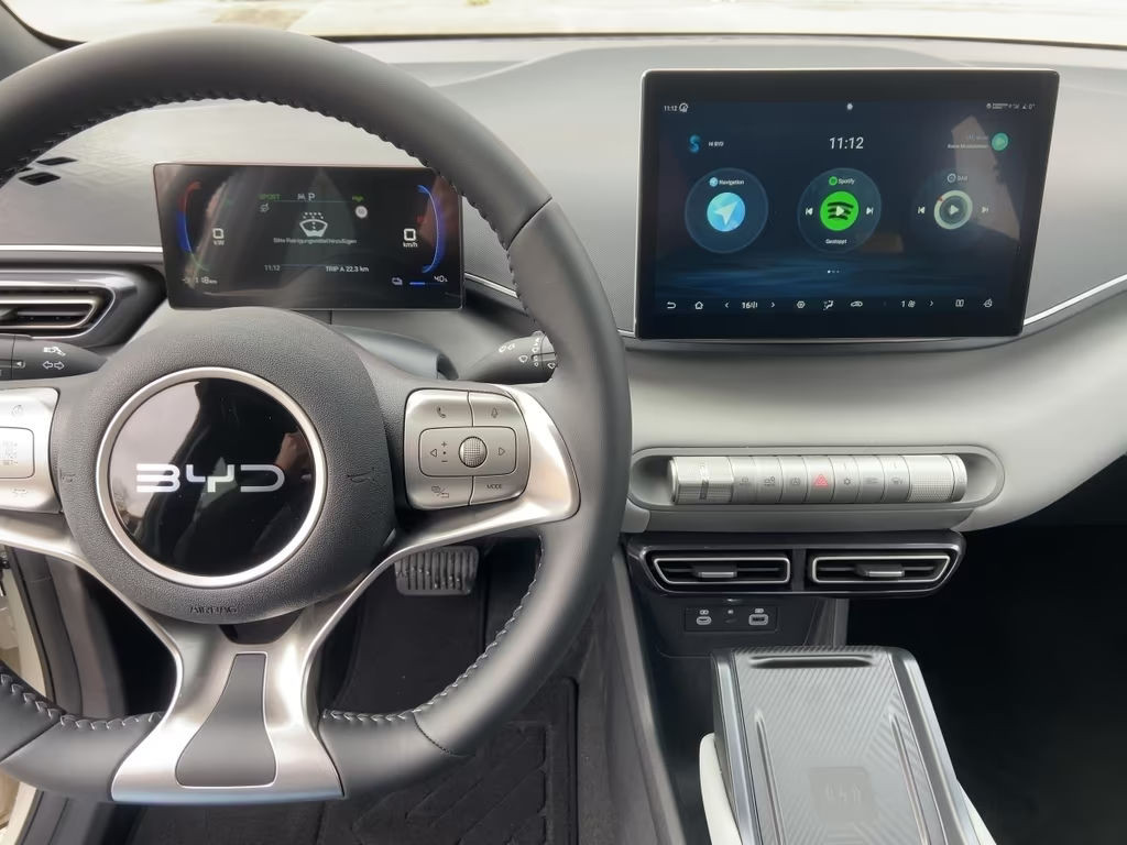 BYD Dolphin
