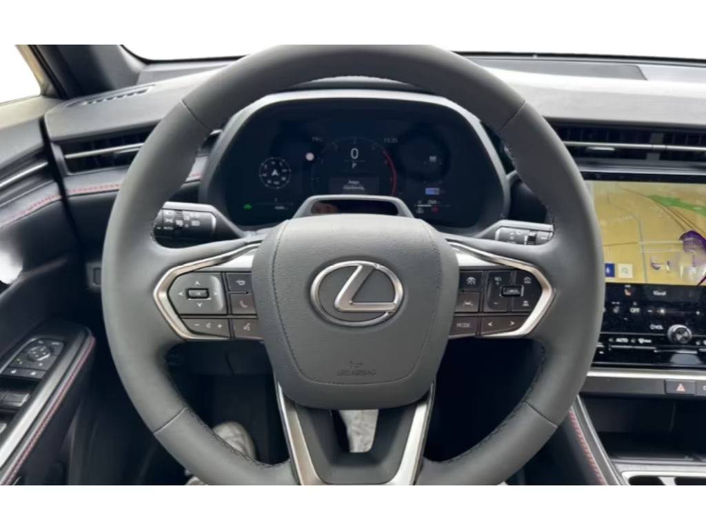 Lexus LBX