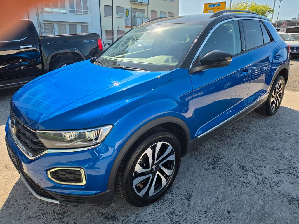 Volkswagen T-Roc Active 1,0 TSI KAMERA*AHK*ASSIST
