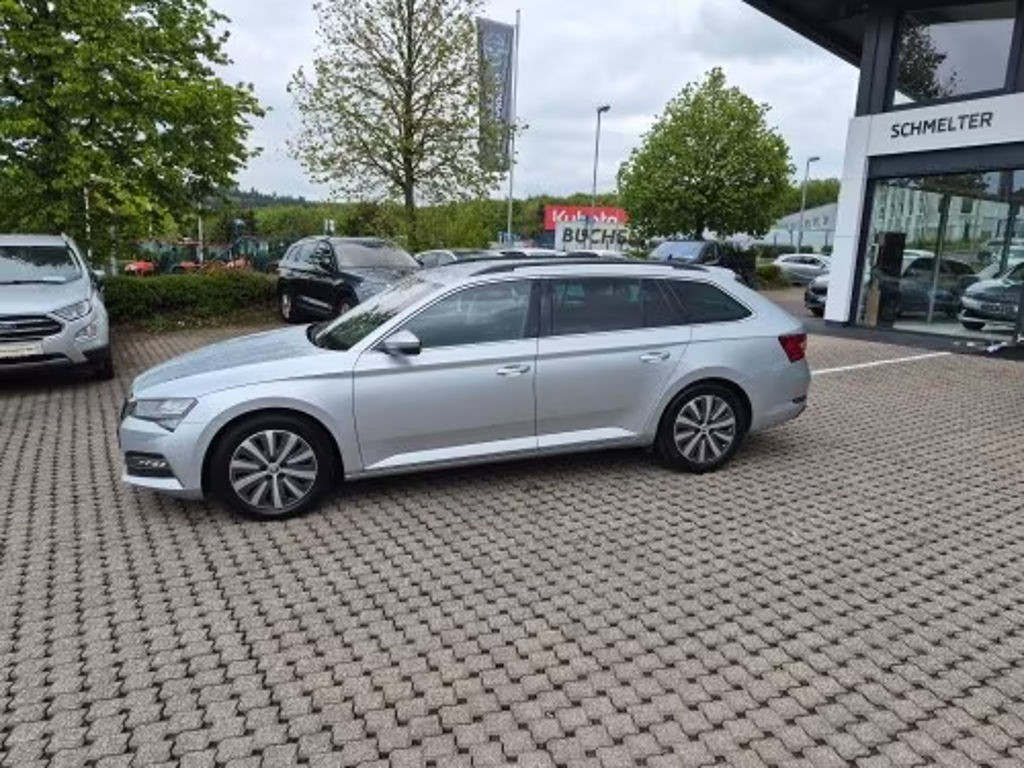 Skoda Superb Ambition Combi iV