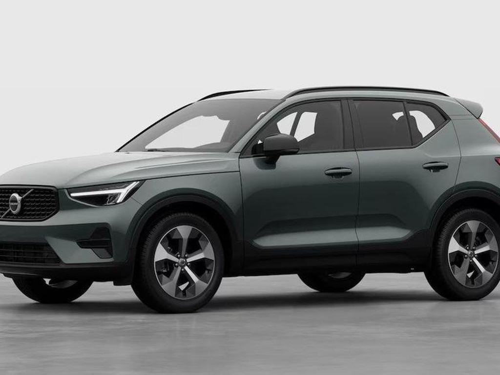 Volvo XC40 Plus Dark