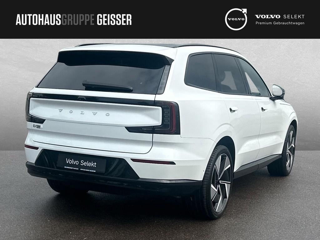 Volvo EX90