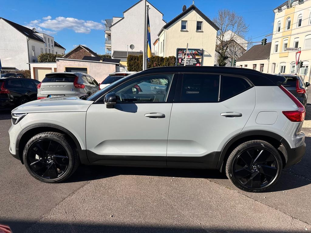 Volvo EX40
