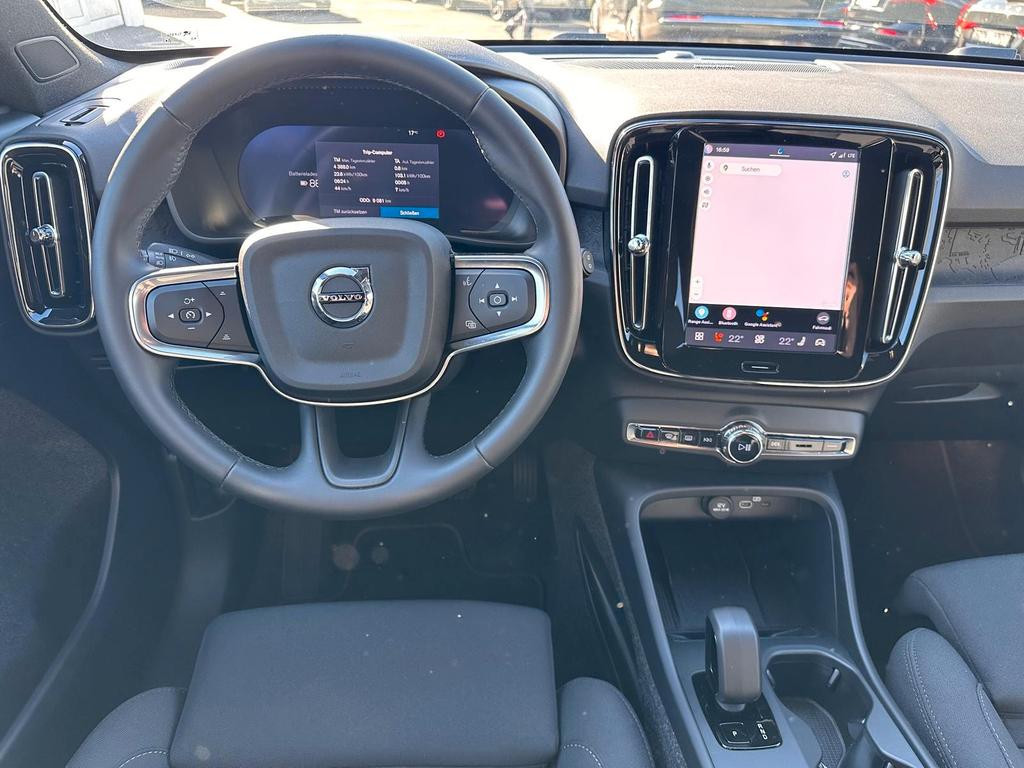 Volvo EX40