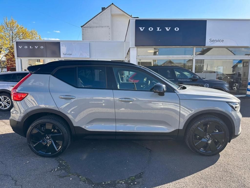 Volvo EX40